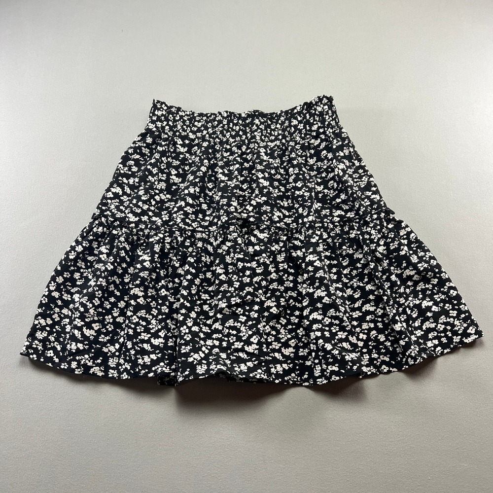 Berydress Mini Skirt Womens Medium White Black Floral Stretch Pleated Ruffle
